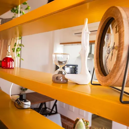 Duquesa Port - Bright Sunlit Terrace *